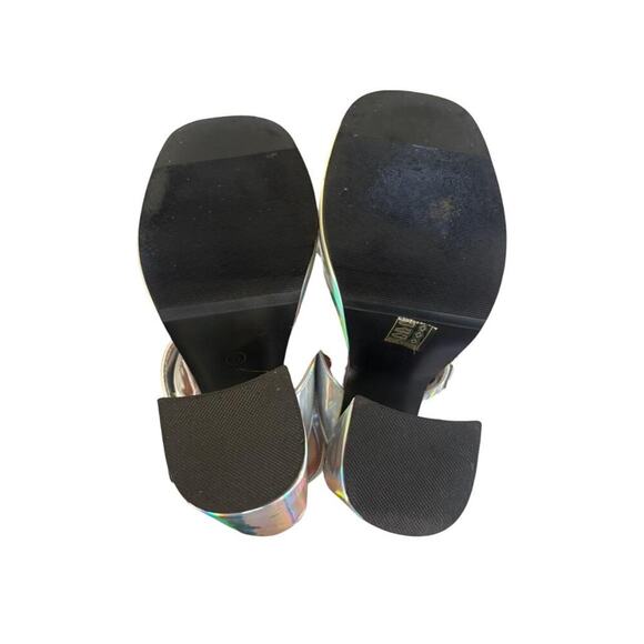 CHUNKY SILVER IRRIDESCENT BUTTERFLY SANDALS FESTIVAL HEELS SIZE 5. - Picture 8 of 8